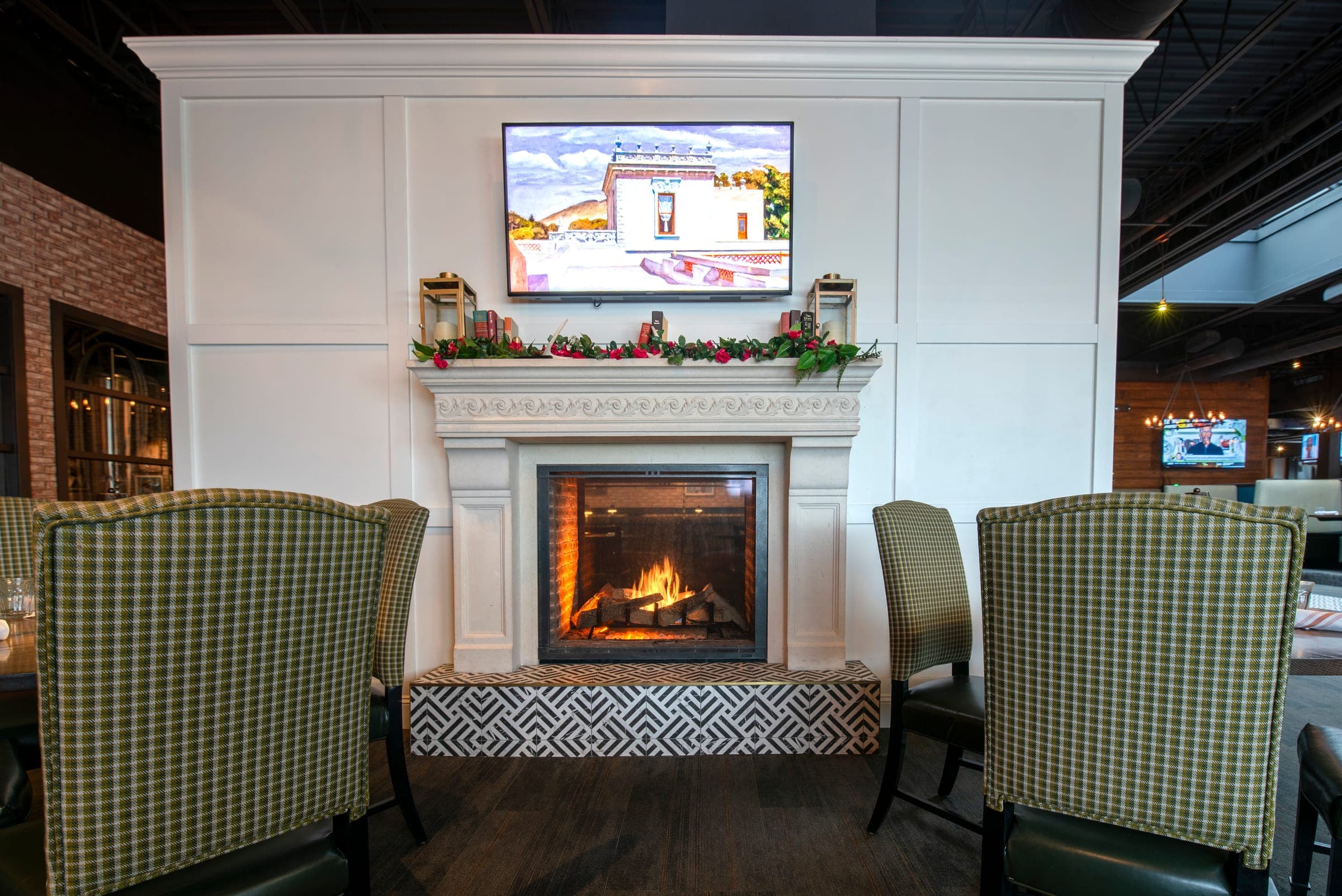 Cozy fireplace lounge at Will's+Bill's – restaurant with fireplace Berwyn PA